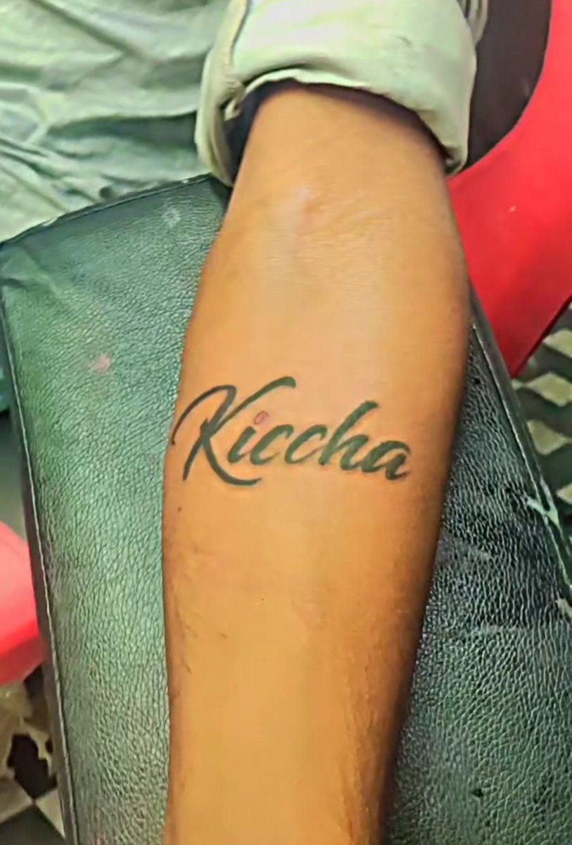 KarthikJanani5's tweet photo. 619 & 620
#KicchaBOSS #BOSSTattoos https://t.co/rxCmhXbkBx