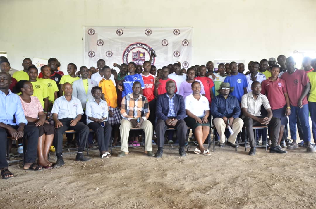 Today at bright high school during the digital caravan. Many are victims of online insecurity ensure your not one of them <a href="/cipesaug/">CIPESA</a> <a href="/EnabelinUganda/">Enabel in Uganda</a> 
#Digitalrightsinbusiness 
#BeeraSharp