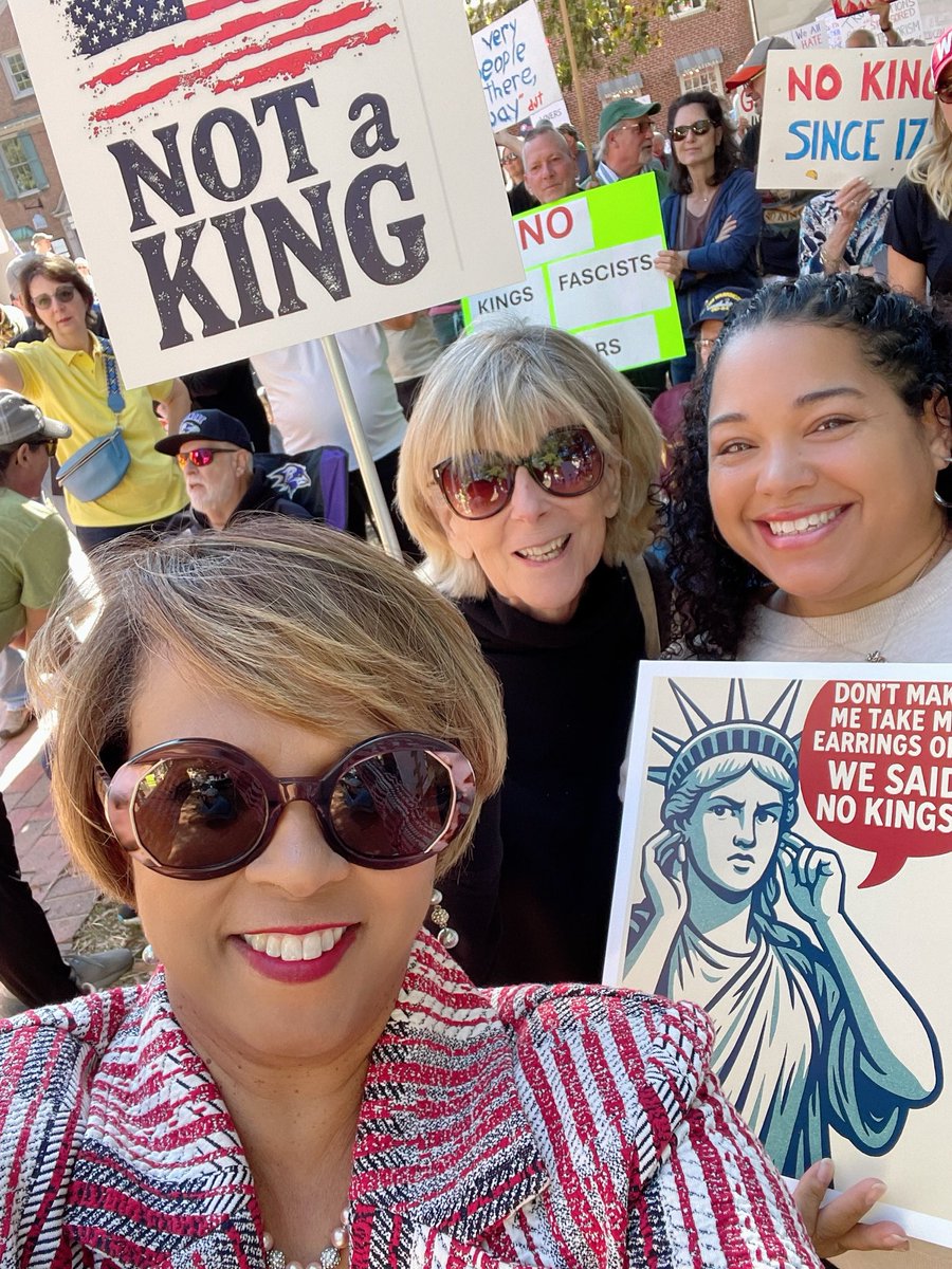 #NoKingsDayOct18th we are getting started in Leesburg, Virginia a place that was home to the largest Militia in Virginia in 1775-Revolutionary war.