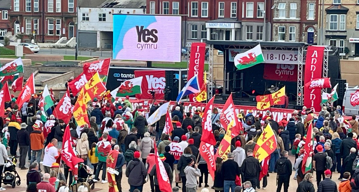 YesCymru tweet media