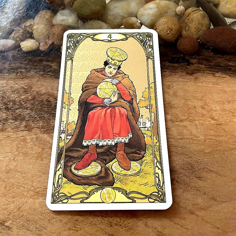 Ahorro: el arte de transformar cada moneda en un ladrillo para construir el futuro que sueñas.