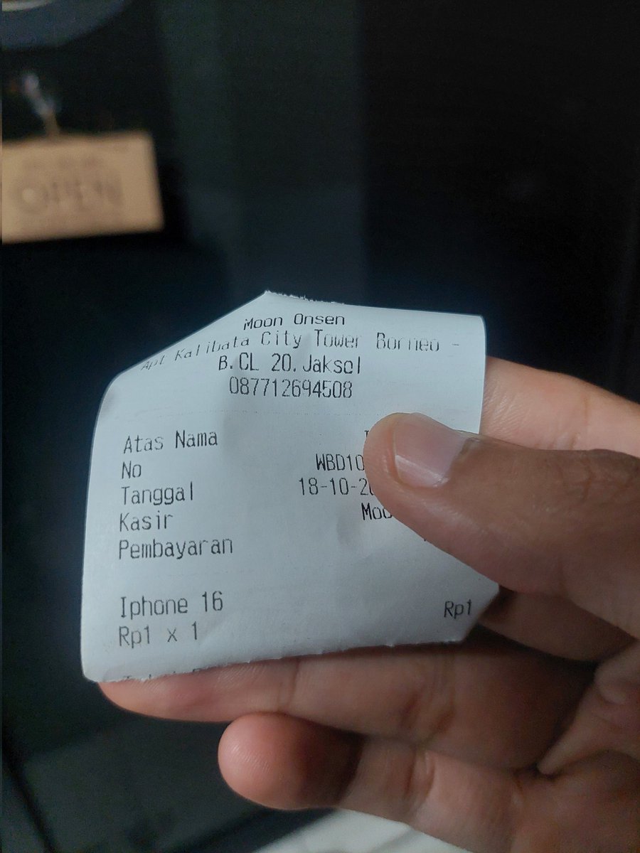 Kareshi69's tweet photo. Dan hoki tahun ini kepake semua, siapa sangkaaaaaa
Btw happy first anniversary buat moon onsen 🥹 https://t.co/UH1wExFFJt