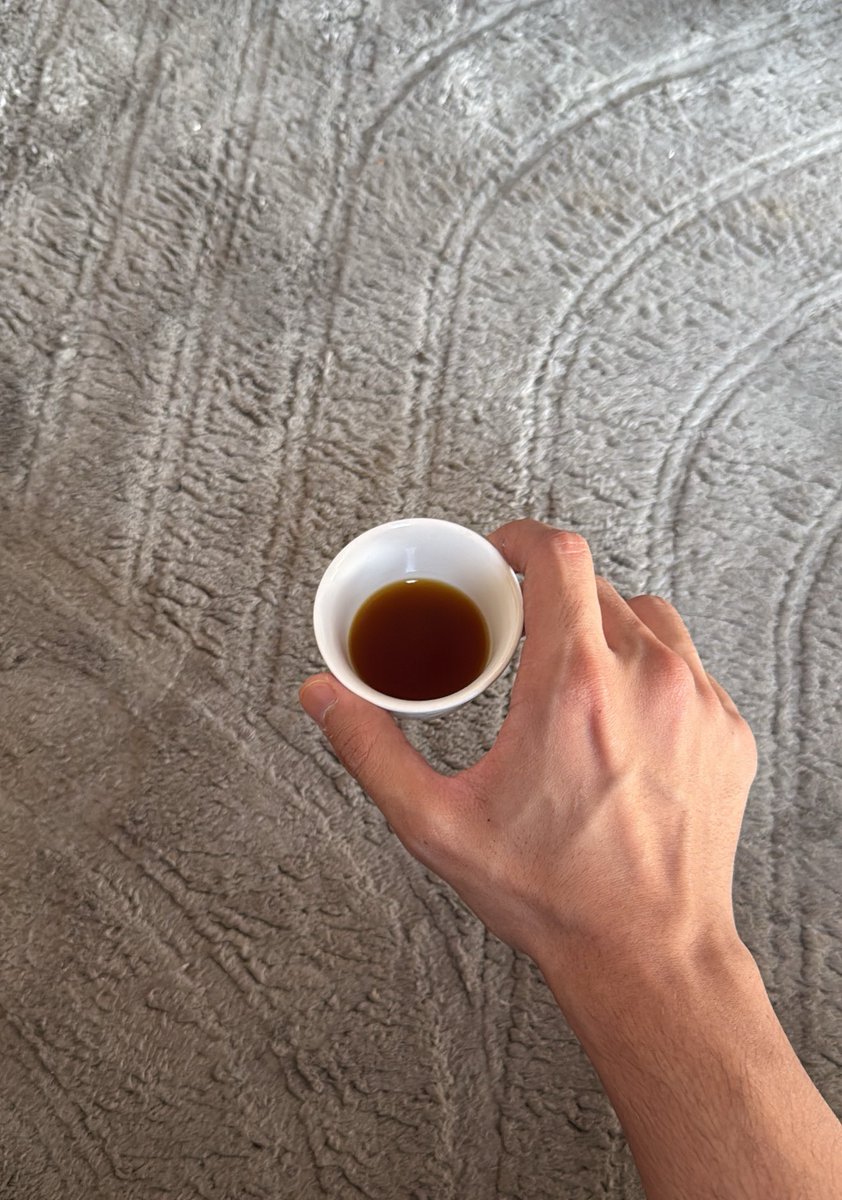 shutterr17's tweet image. قهوه عصريه🤎