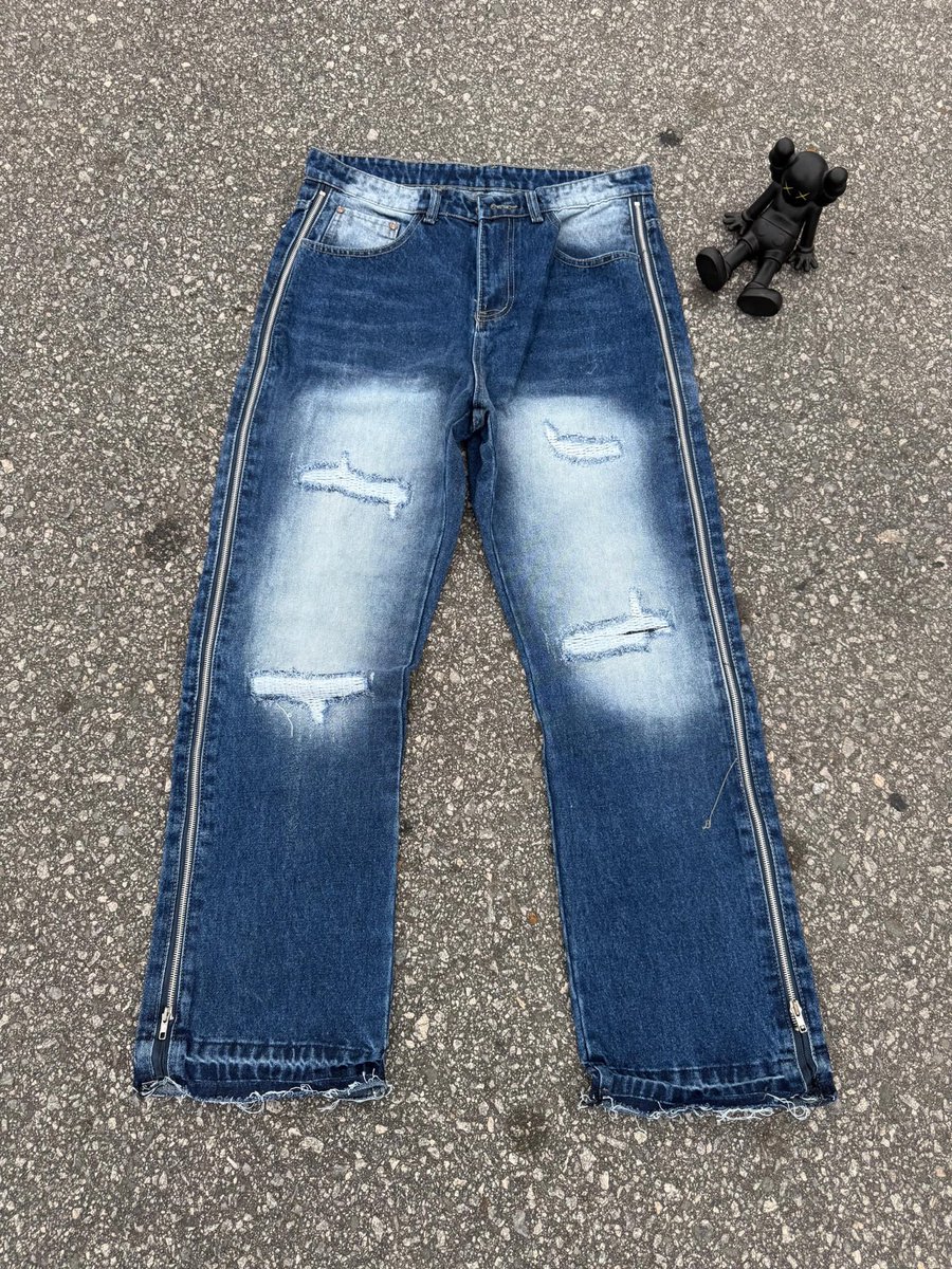 _Faizim's tweet photo. Baggy Jeans
N25,000
Telvin PH City Mandykiss Hausa Baddo MC Oluomo #NOTCHE Tiwa Coup Awolowo Chelsea Lekki Ayra Starr Mandykiss Hausa Baddo https://t.co/api1DLv299