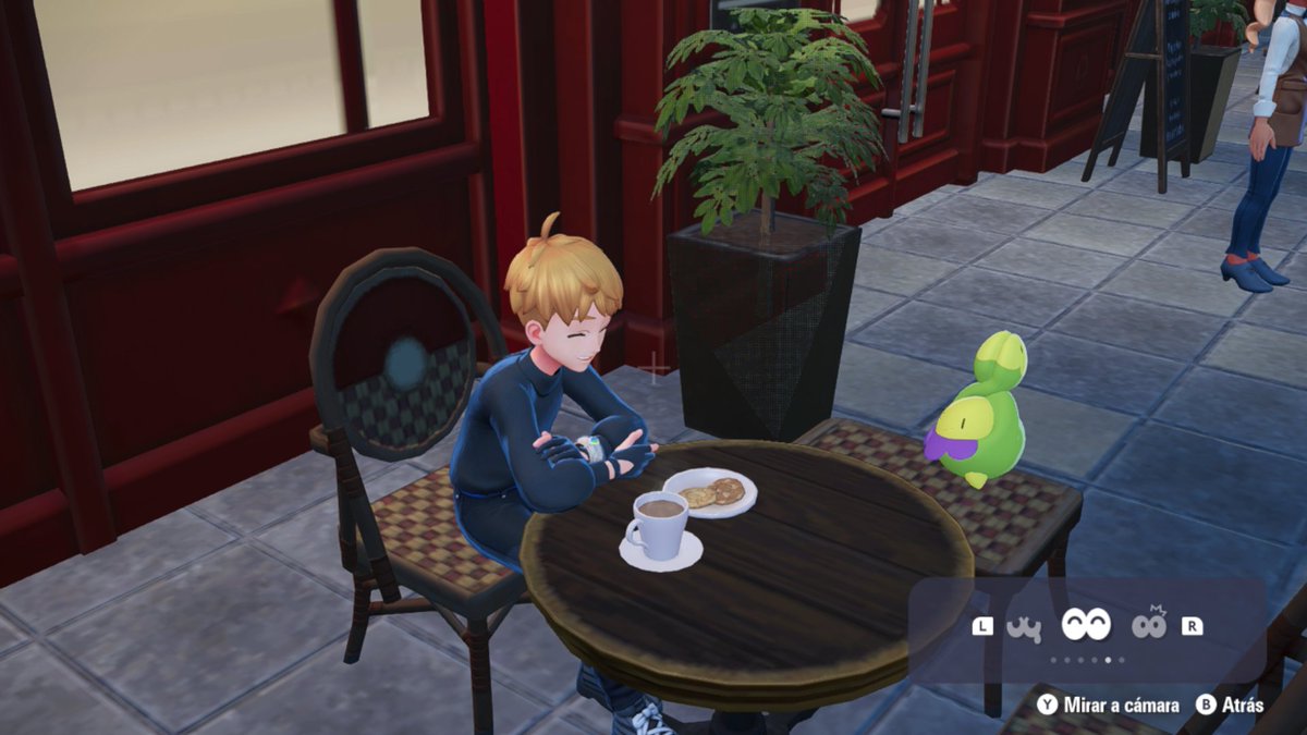 Pues aquí con mi colega el itchy pollenero shiny 🥰