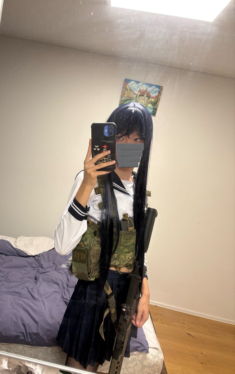 OurBattleCries's tweet photo. 세라복에 체스트리그...

JK uniform with split rig https://t.co/X3kjZPFXMD