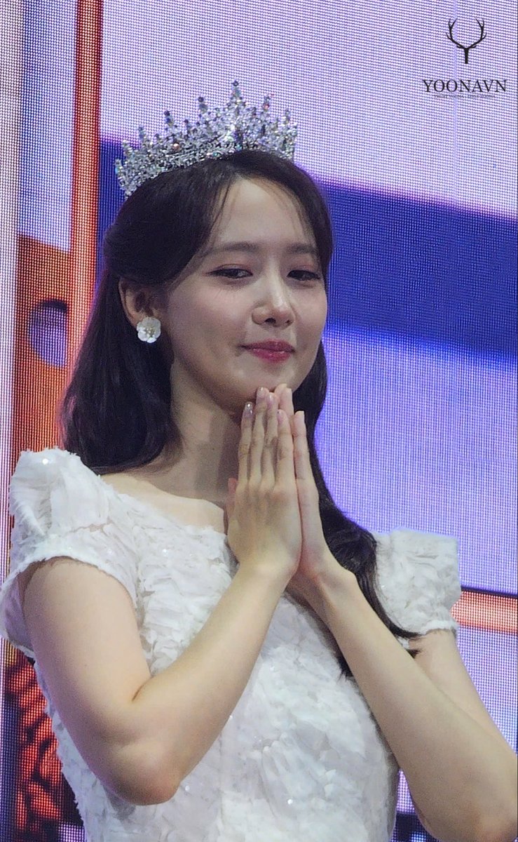 YOONAVN tweet media