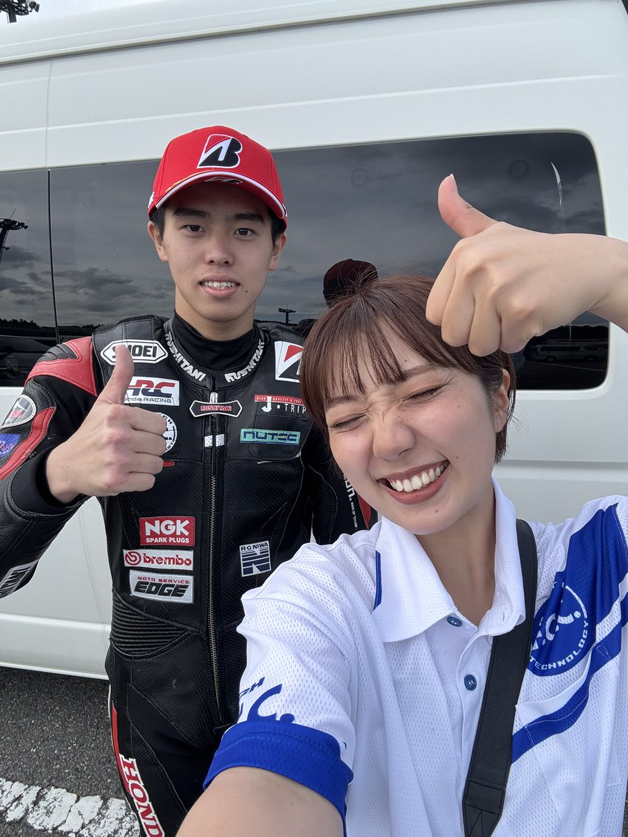 toko2_life's tweet photo. もてぎロードレース選手権🏍️🏁

今回は福田琢巳選手がスポット参戦されるとのことで、とことこも応援に駆けつけました📣
結果はINT ST600 3位入賞🥉✨
おめでとうございます！！！

チェッカーを受けた時は鳥肌が止まりませんでした…！
とことこも走りたい❤️‍🔥モチベUPです！
#TeamFCC https://t.co/EwNjQSRZoV
