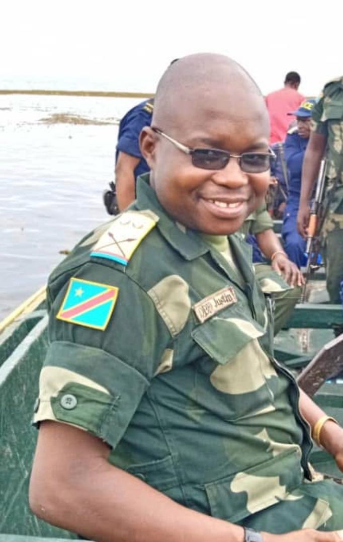 #ITURI #RDC

À tous ceux qui cherchent à salir le nom du colonel Lobo Pisi par des mensonges et des manipulations, sachez que la vérité finit toujours par triompher. L’armée congolaise sait parfaitement où se trouve le colonel Lobo Pisi et ses troupes. Et lorsque des unités FARDC