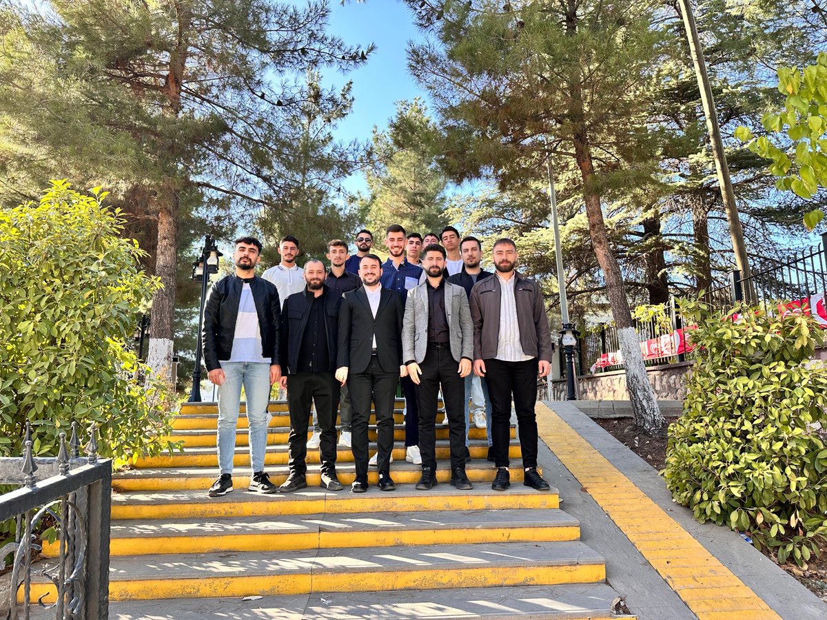 📍 Mahallede GençİZ / Eruh

İl Gençlik Kolları Başkanımız Sn.<a href="/mrtgul34/">Murat Gül</a> ’ün başkanlığında Eruh’ta “Mahallede GençİZ” programımızı gerçekleştirdik

Gençlerle verimli sohbetler ettik, geleceğe dair fikirlerini dinledik.
Katılımları için Eruh Teşkilatımıza teşekkür ediyoruz. 💪🇹🇷