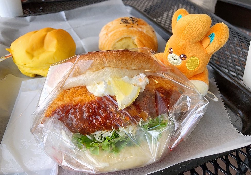 ミアレシティを楽しみまくってしまうのでパモさんとパンを食べに出かけたよ🥯