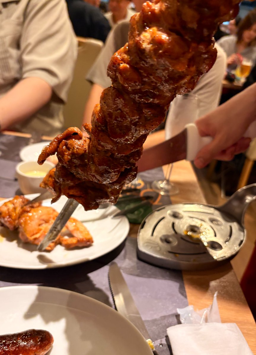 chi_yan0615py's tweet photo. 13年？14年？くらいの付き合いになる元ぷよクエギルドメンバーが飲んでくれました
6年ぶりでみんな大人になってた！
会えて嬉しかったです！大感謝 https://t.co/14A2KEoWxt