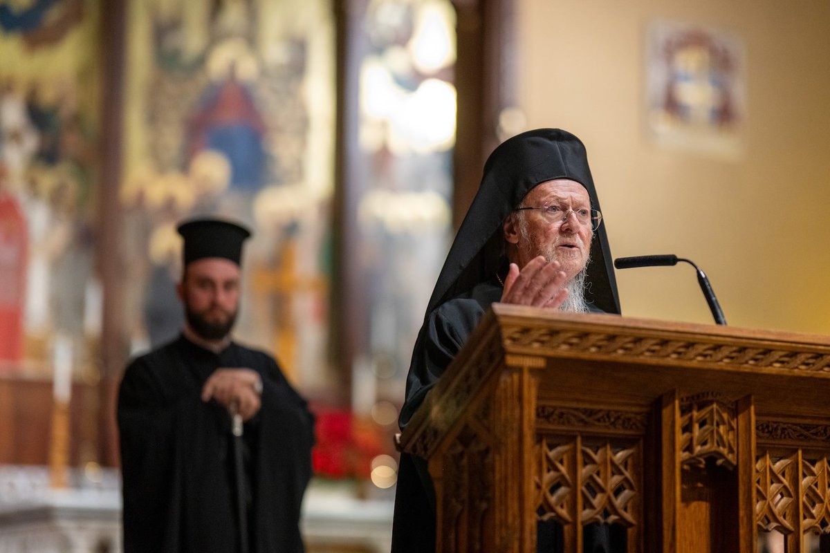 OrderStAndrew's tweet image. On September 23, His All-Holiness visited Fordham University. A concert for the Environment in the University Church was held, featuring Cappella Romana Choir. His All-Holiness later visited the Orthodox Christian Studies Center. (Photos by J. Mindala) flickr.com/photos/orderst…