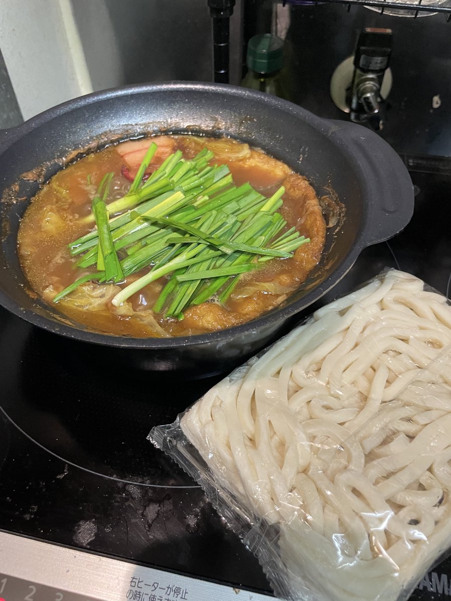 カレーちゃんこ鍋！
〆はうどぅん！