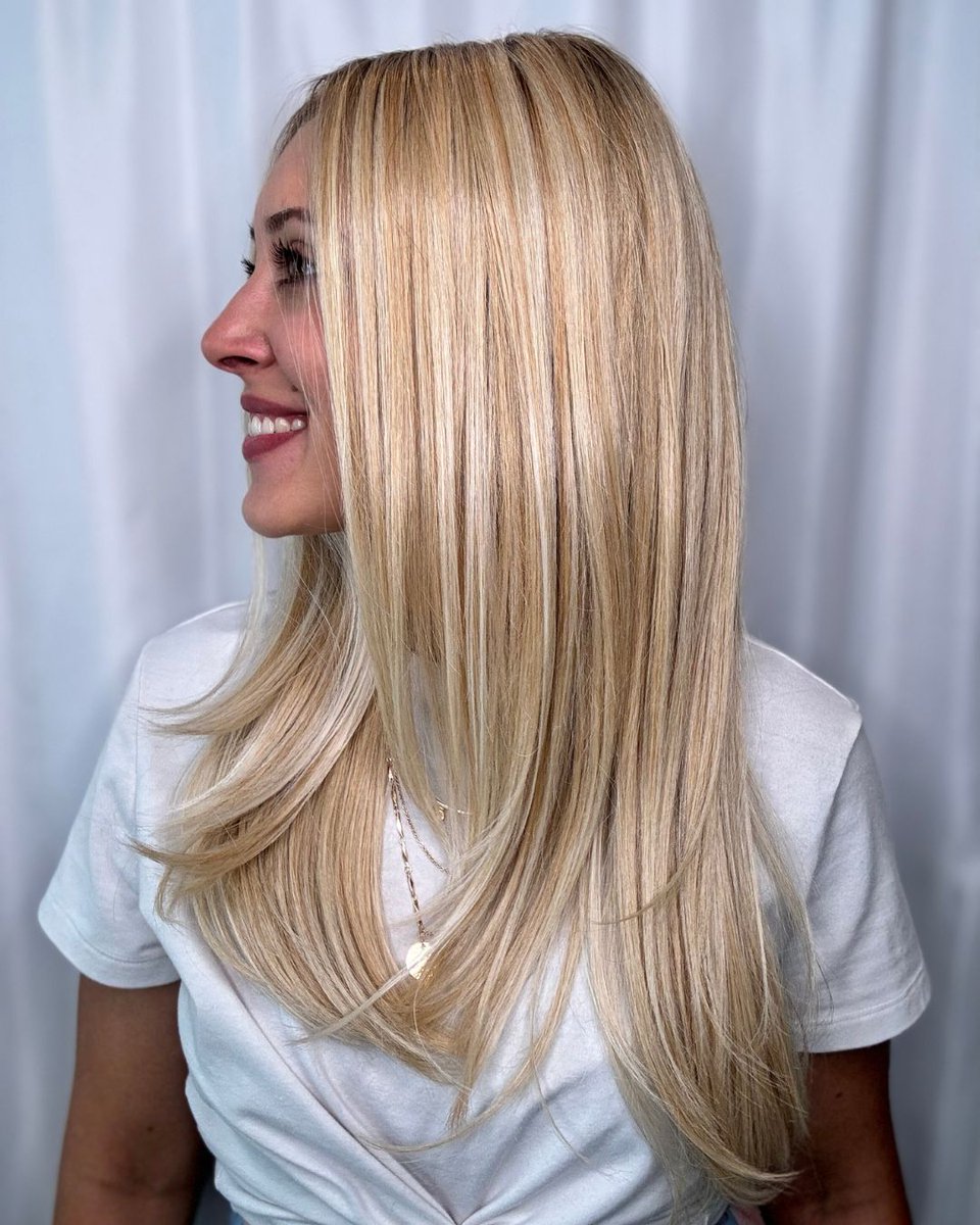 pattispearls's tweet image. 🙌🙌 Leading Edge by @tressallurewigs in 24/102R12 😍✨

Shop it here: wigsbypattispearls.com/products/leadi… 

#wigsbypattispearls #thinhairsolutions #tryon #alternativehair #hairlosssolutions #hairconfidence #tressallurewigs