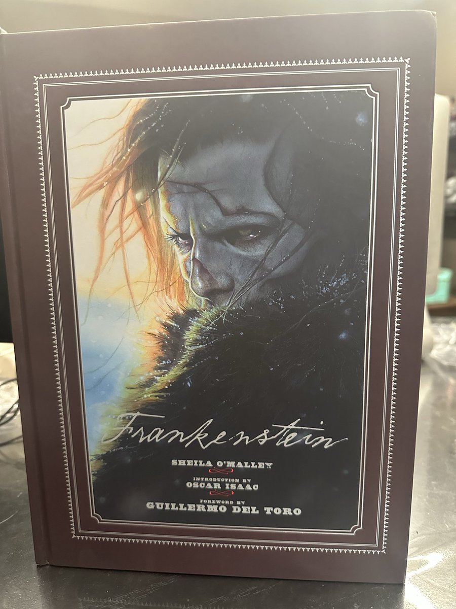 gdeo's tweet photo. Great spending TGIF (Thank Guillermo It’s FRANKENSTEIN) with my mate ,the incomparable @mikehillart …btw this Art of @FrankensteinGDT from @insighteditions is A MUST!!! #FrankensteinGdT #Frankenstein #GuillermodelToro #MikeHill https://t.co/bLn1O5EMCa