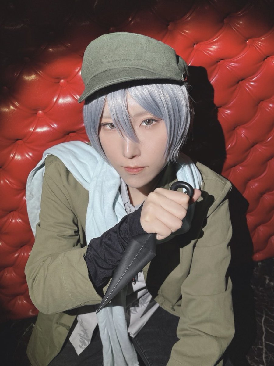 (cos)
春名エムステソロ衣装とベスゲ2慶恩やってきた〜！ミラフェスでしか出してない衣装を撮影してもらった♪
ドーナツおいしかった、やっぱりドーナツなんだよね🍩