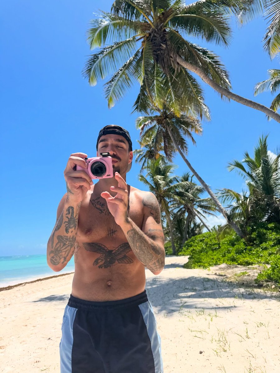 livedaleplay's tweet image. Happy birthday flakko ✧⋆