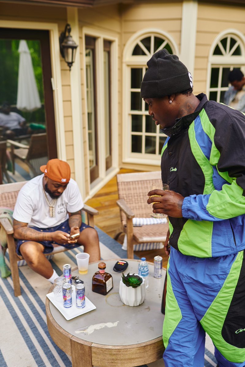MusiqFro's tweet image. Zlatan's "Hip Hop Messiah" ft. Davido debuts at #7 on NG Spotify Daily Top songs chart with 183K streams.