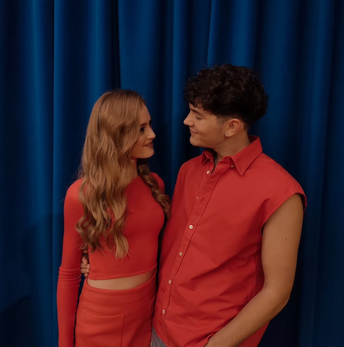 Luannarp's tweet image. ⠀

⠀⠀⠀⠀⠀𝐒𝐄 𝐁𝐔𝐒𝐂𝐀𝐍 :

⠀⠀ 𝑂𝑇𝑃 𝑂𝑣𝑖𝑙𝑙𝑜 ( 𝐶𝑟𝑒𝑠𝑝𝟶 &amp;amp; 𝟶𝑙𝑖𝑣𝑖𝑎) ⠀

⠀⠀⠀⠀⠀⠀⠀（⠀⠀✦⠀⠀）

⠀⠀⠀⠀ sᴇ ᴘɪᴅᴇ ᴀᴄᴛɪᴠɪᴅᴀᴅ ʏ
⠀⠀⠀ ᴄᴏɴᴏᴄɪᴍɪᴇɴᴛᴏ ᴅᴇ ʟᴏs ᴘᴊs. 

⠀⠀⠀⠀⠀⠀⠀⦇⠀¿ ʀᴛ﹢ғᴀᴠ ?⠀⦈

⠀