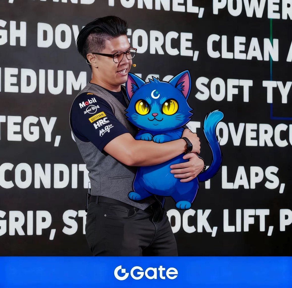GCat_GateLayer's tweet image. You were holding a gcat during your speech 🎤 😺 Meow

Is that right？🤣 

Kevin lee❤️

@kevinlee_gate 

#GateLayer #GateFun