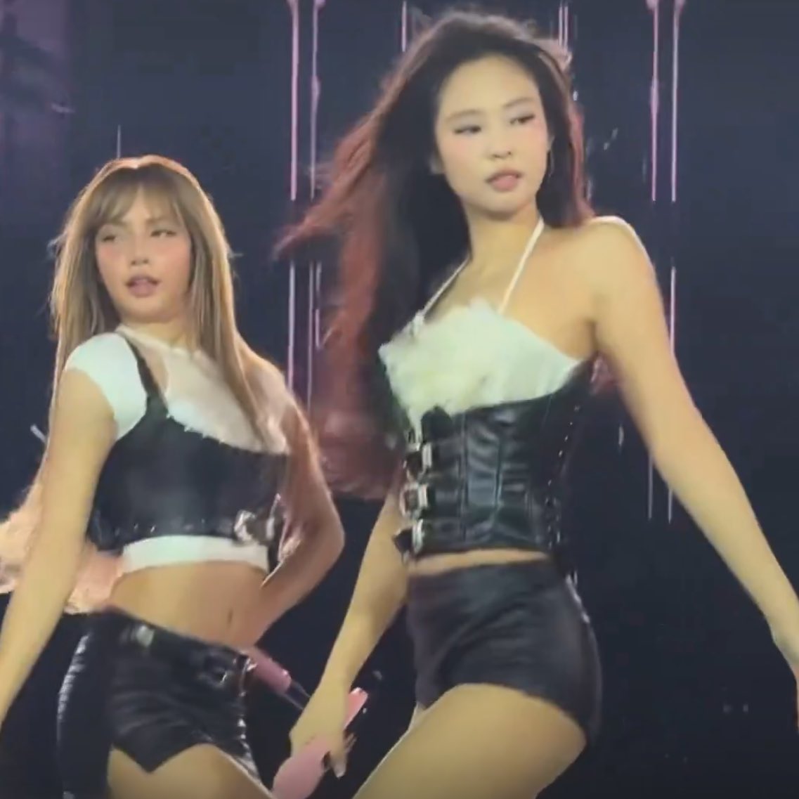 jenlisa pics tweet media