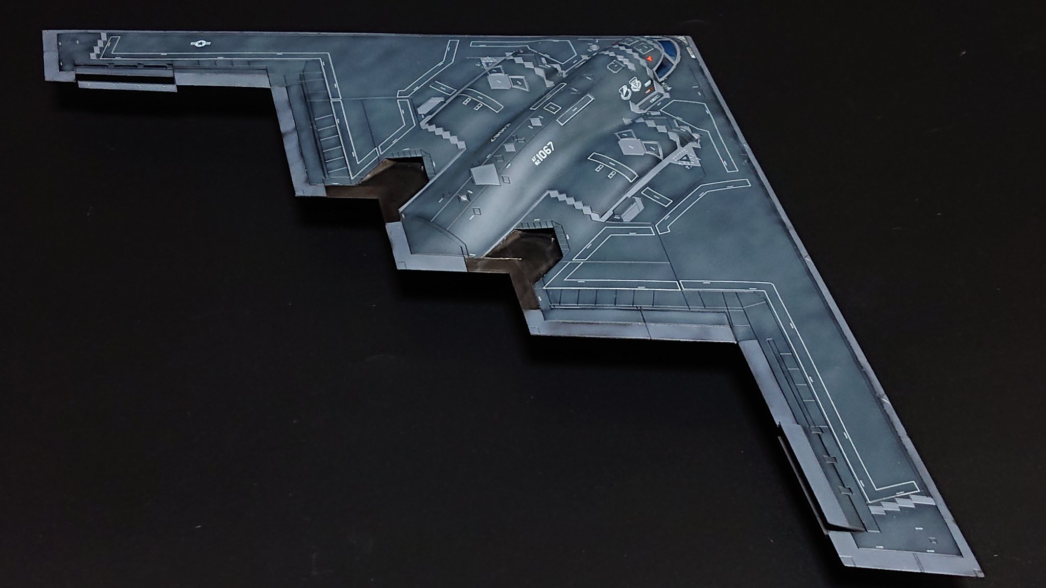 航空機のパステル画 木製フレーム付き 航空機 パステル画 木製フレーム付き