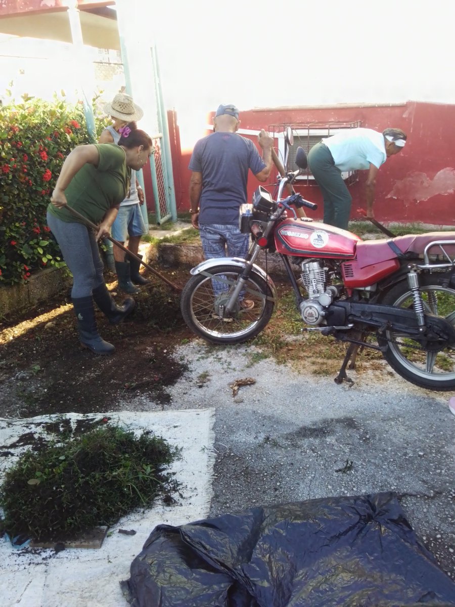 CuadroAmc's tweet image. Trabajadores de la AMPP #Caimito en la mañana de hoy realizan labores de higienizacion #PoderPopular #ArtemisaJuntosSomosMás