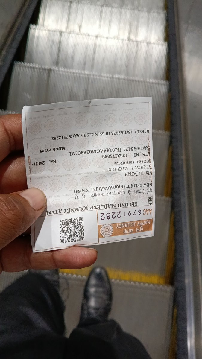 Pantoprazole_1's tweet image. अच्छा हुआ मौत के मुंह से निकल आया..चाहता तो मै आराम से रूम पर जा सकता था लेकिन मेरी गांड़ मस्ती तो देखो!
#Return