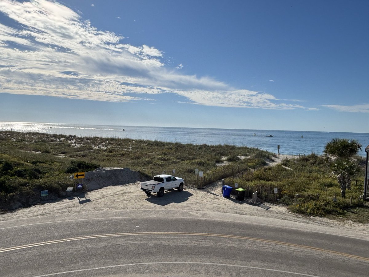 ButchLawter's tweet image. Listening to the pre-game show with @QualkTalk @gray_mann21 @AshbyMixon on @1055TheROAR from a different location today.  @OakIsland_Town NC  #OKI Go Tigers! @ClemsonFB 

@rckhes61 @CUinClayton where are you?  @larshagenjr safe travels to the game!