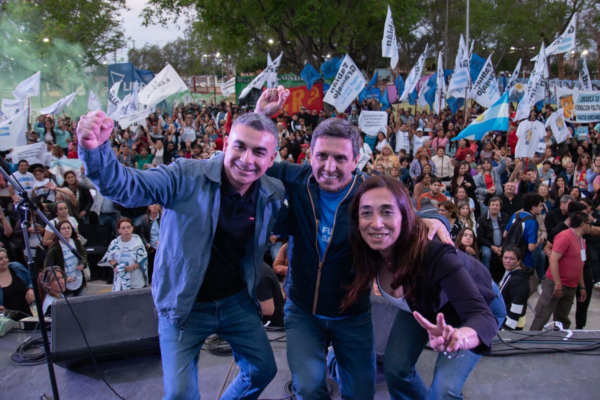 80 años de un día histórico que marcó a fuego nuestra identidad. El peronismo es presente, es acción, federalismo y justicia social. ✌🏼🇦🇷

Con unidad, coraje y corazón, este 26 de octubre vamos a defender San Juan y a cada sanjuanino. 

#DíaDeLaLealtad #SanJuan #Peronismo