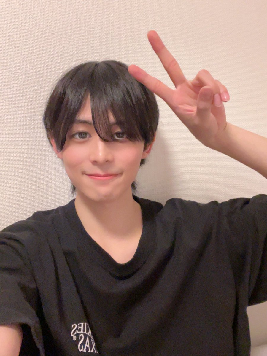 配信ありがとう〜‼️
久々にお話出来て楽しかったよ😸😸

感想 #まえまえの後 
ファンアート #まえまえ絵 
ファンネーム #前ナラエ 

にした！是非使って‼️