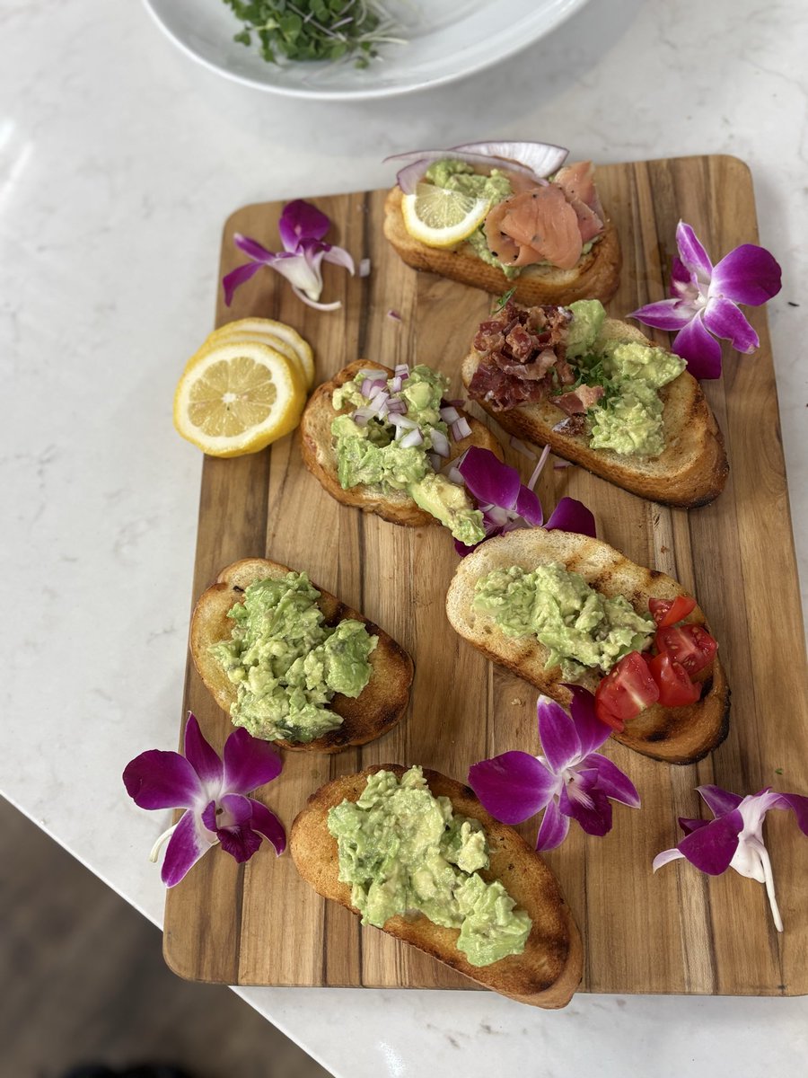 Chef Mikes Menu tweet media