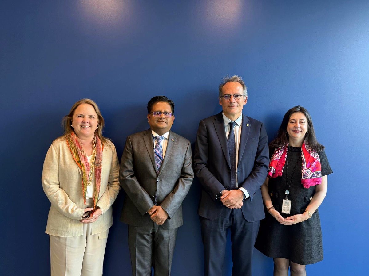 While attending the 2025 Annual Meetings of the <a href="/IMFNews/">IMF</a> and <a href="/WorldBank/">World Bank</a> in Washington DC, held bilateral engagement with the <a href="/IFC_org/">IFC</a> Regional Vice President for Europe, Latin America and the Caribbean, Mr. <a href="/agarmora/">Alfonso García Mora</a>.   

Discussions centered on exploring avenues for a more