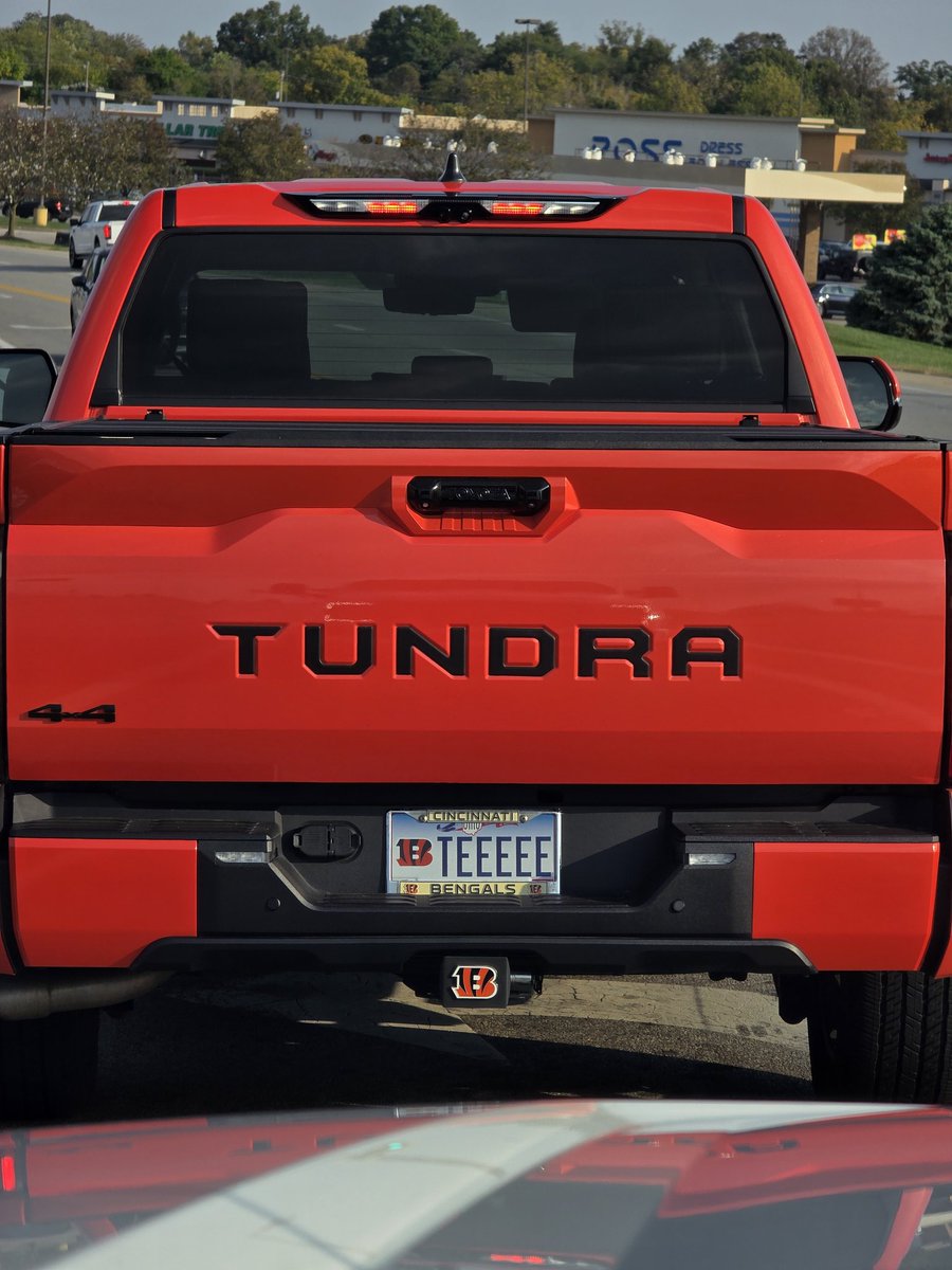 Saw this and thought youd like to see how much this city loves your son! <a href="/adizlady/">TEEHIGGINSMOM #5 ✋🏽💫</a>