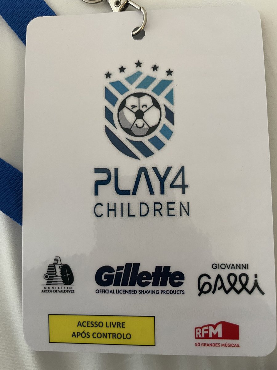 Daniel Mallo Castro (@1danimallo) on Twitter photo Listos para representar al <a href="/RCDeportivo/">RC Deportivo</a> en “The mach of Legends” para ayudar a Play for Children.
Ready to represent RCDeportivo in the Match of Legends supporting Play For Children
<a href="/FEAFV/">Futbolistas FEAFV</a> <a href="/HO_SOCCER/">HO SOCCER INT.</a>
#playforchildren Listos para representar al <a href="/RCDeportivo/">RC Deportivo</a> en “The mach of Legends” para ayudar a Play for Children.
Ready to represent RCDeportivo in the Match of Legends supporting Play For Children
<a href="/FEAFV/">Futbolistas FEAFV</a> <a href="/HO_SOCCER/">HO SOCCER INT.</a>
#playforchildren