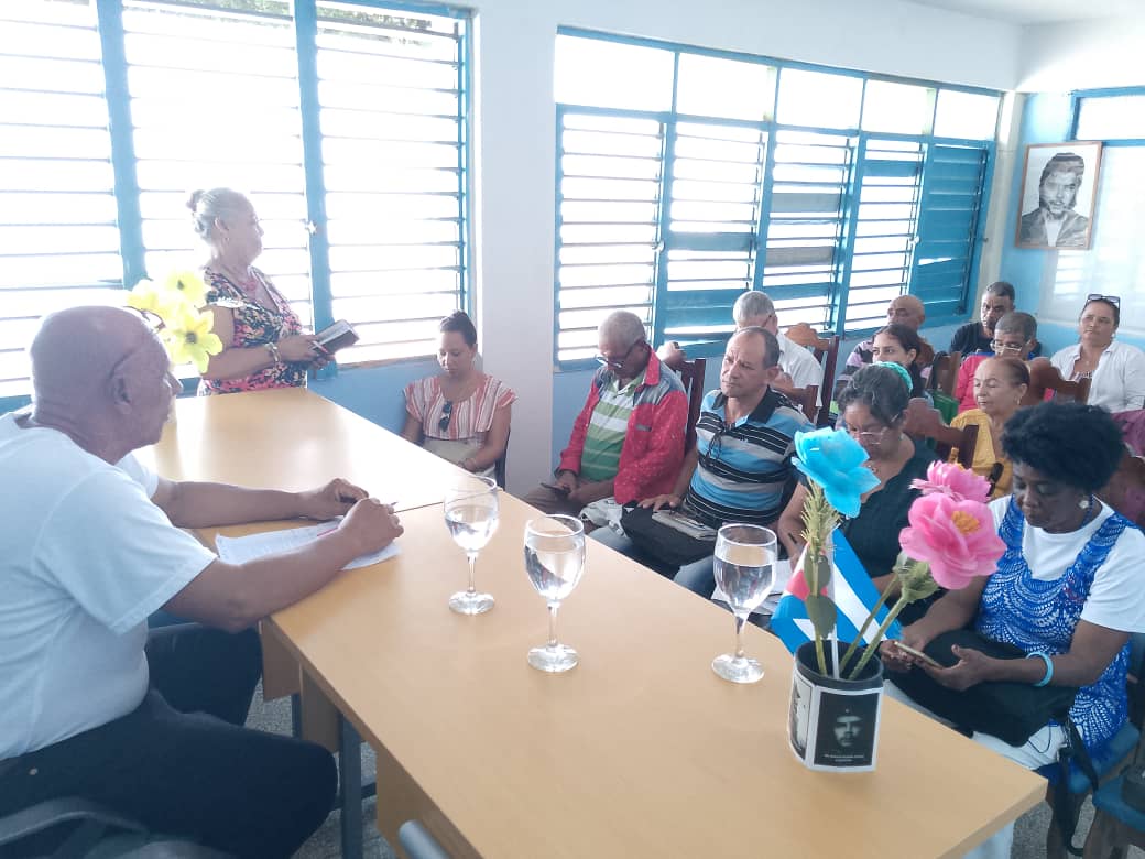 digno_mart46393's tweet image. En #MunicipioPilón #ProvinciaGranma se desarrolló encuentro con cuadros y reservas del #PoderPopular con una Presentación de tema desde una óptica científica sobre la atención y la superación de los cuadros.
#100AñosConFidel