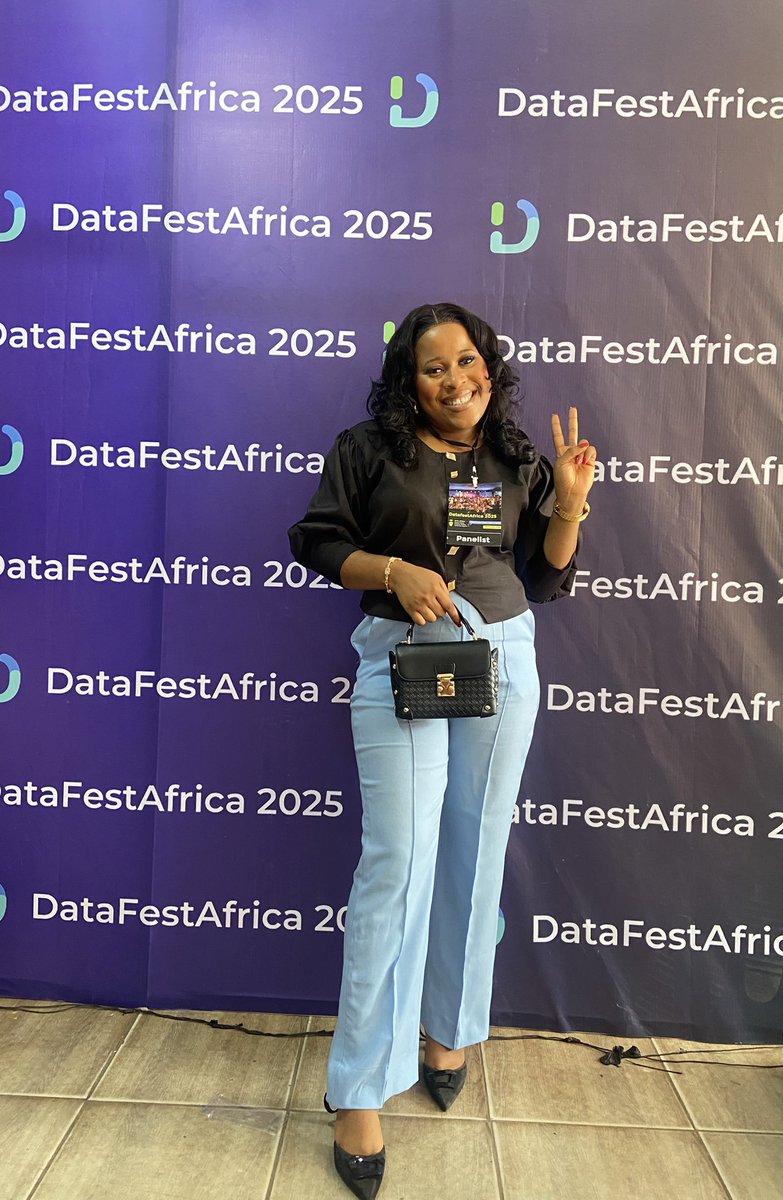Having a great time at DatafestAfrica today🤭.

I was on the panel session for Open Source AI and I spoke about my GSoC experience😊.

What a nice way to spend the weekend 🤤👌.

#DataFestAfrica2025