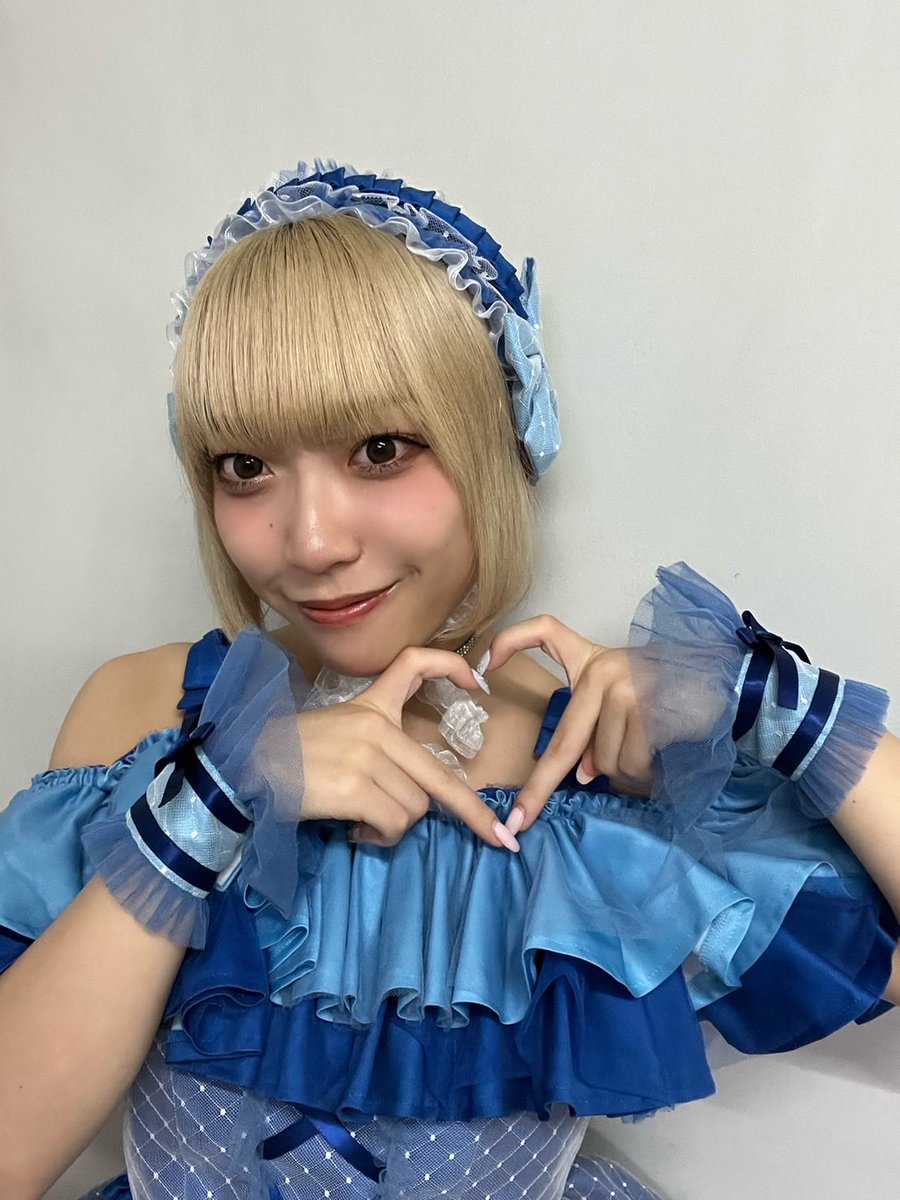 #クリアーズワンマンまで 56日！

ワンマンライブ色々と決まってきております！
CLEAR’S史上1番大きな会場そしてキャパ。最高な景色はもちろん見たいですが、それ以上に来てくださった人たちみんは幸せな気持ちになってもらいたいです🕊🤍
最高なライブにするために頑張るぞ〜‼️

⋆𝜗𝜚 ┈┈ ⋯ ┈┈