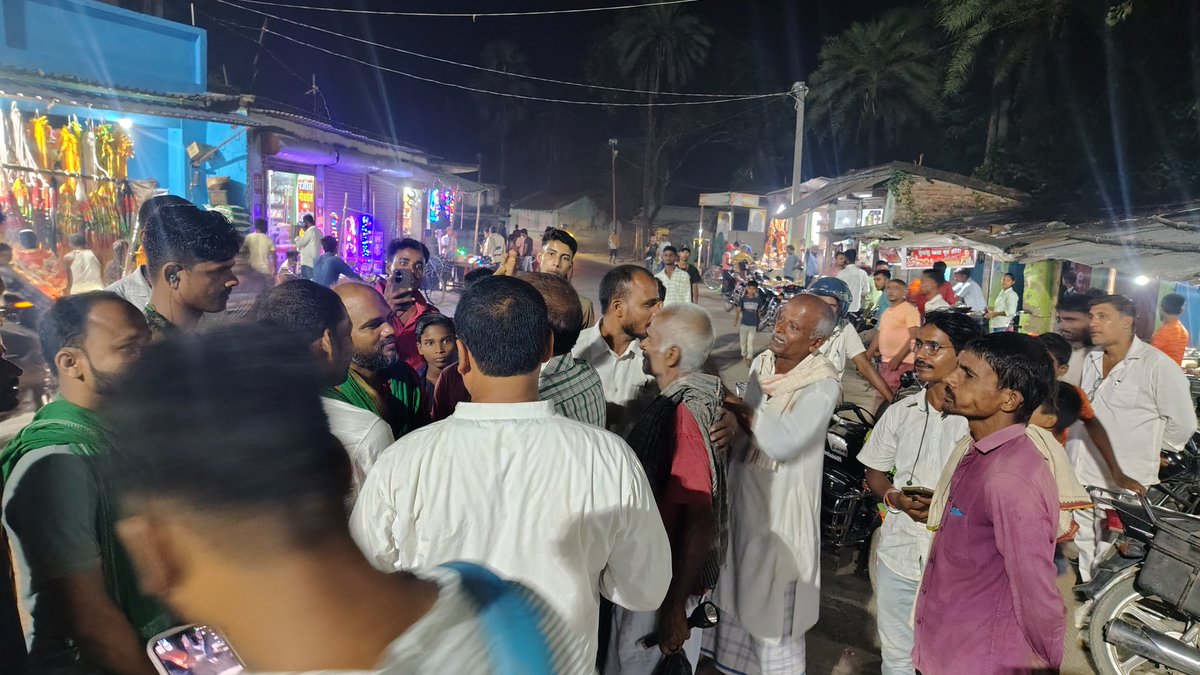 चुनावी सघन जनसंपर्क 🙏 महिषी विधानसभा के अगवानपुर चौक और वार्ड संख्या 11 महादलित टोला में।