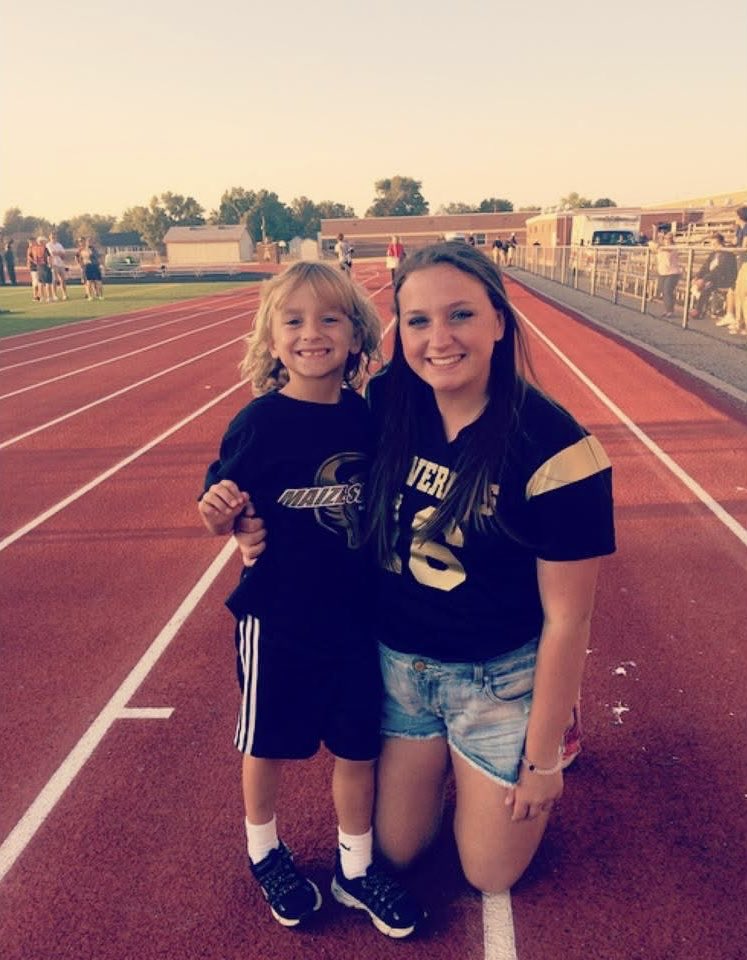 AliyahFun's tweet image. Don’t blink! 

Happy senior night to the best (not so little) brother 🖤🐂🏈 @ru_funschelle