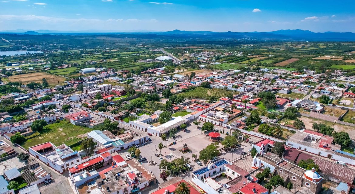 SECTUR_mx's tweet photo. ¡México vuelve a brillar en el marco de new #BestTourismVillages de @UNWTO! 😍👏🏼

Nopala de Villagrán, #Hidalgo, ha sido seleccionada por World Tourism Organization (UNWTO) como una de las 20 aldeas turísticas del mundo que participarán este año en el Programa de Mejora Best Tourism Villages. 🎊🤩

Este programa apoya a comunidades rurales con alto potencial turístico para fortalecer su desarrollo sostenible, mejorar su infraestructura, promover su cultura y conservar su entorno natural. Con este reconocimiento, #Nopala se coloca en el mapa internacional del turismo rural, representando la autenticidad, la calidez y la riqueza cultural de nuestro país. ✨ 🌾

¡Enhorabuena a Nopala y a su gente por seguir mostrando al mundo lo mejor de México! 💚🌵