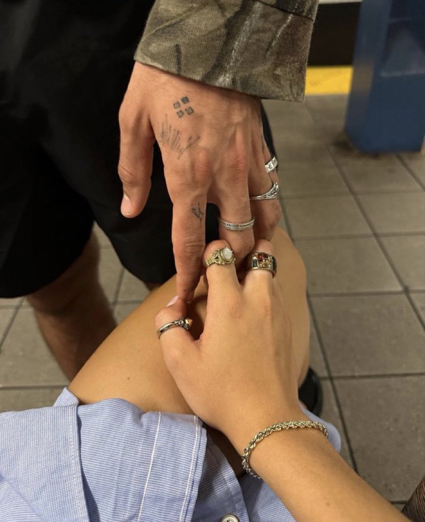 aesthetic intimacy (@aesthetcintimcy) on Twitter photo 