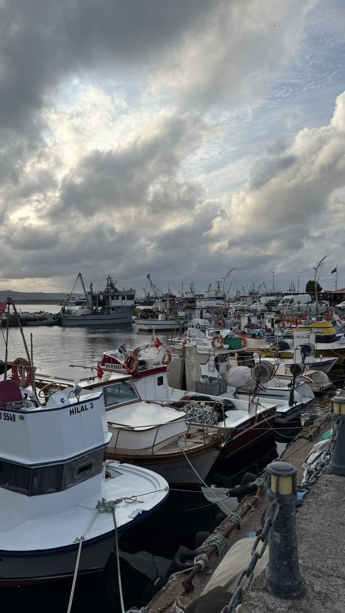 Gün bitiyor, şehir yavaşlıyor… tam rakı balık saati..