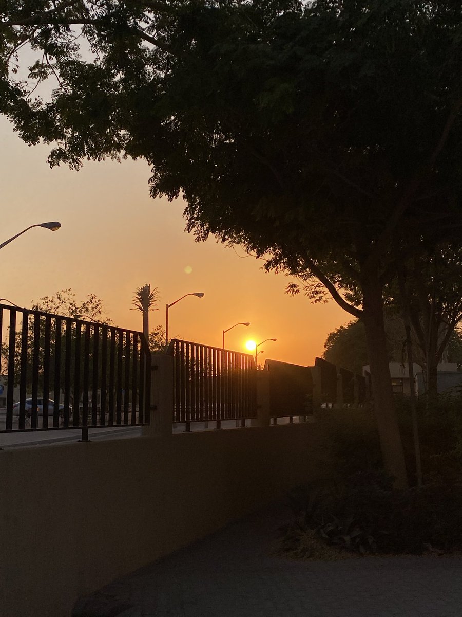 في علاقة بين الاجواء الحلوه والاختبارات لازم اثبتها