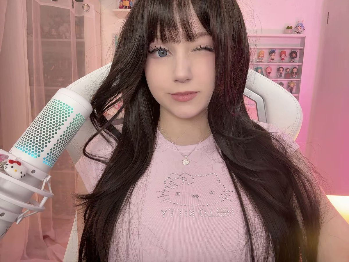 I'm doing a 12-hour charity stream
tomorrow for Stand Up To Cancer 💗
100% of donations go to the organization for cancer research and treatment 🤍
You can donate now and it already counts toward the goal for the stream :D
We’ll start at 1 PM (cet) 🫶🏻

streamlabscharity.com/@upminaa/stand…