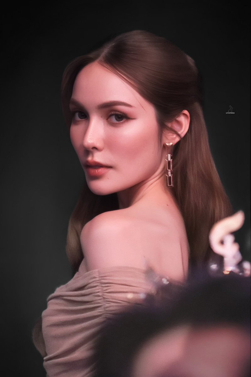 iamtaao_'s tweet image. My favorite photo of tonight 🫶🏼 effortlessly beautiful!! @littleprince_21 always taking the perfect shot of CL & I edit haha
#CharlotteAtFinalMGI25
#ชาล็อตออสติน