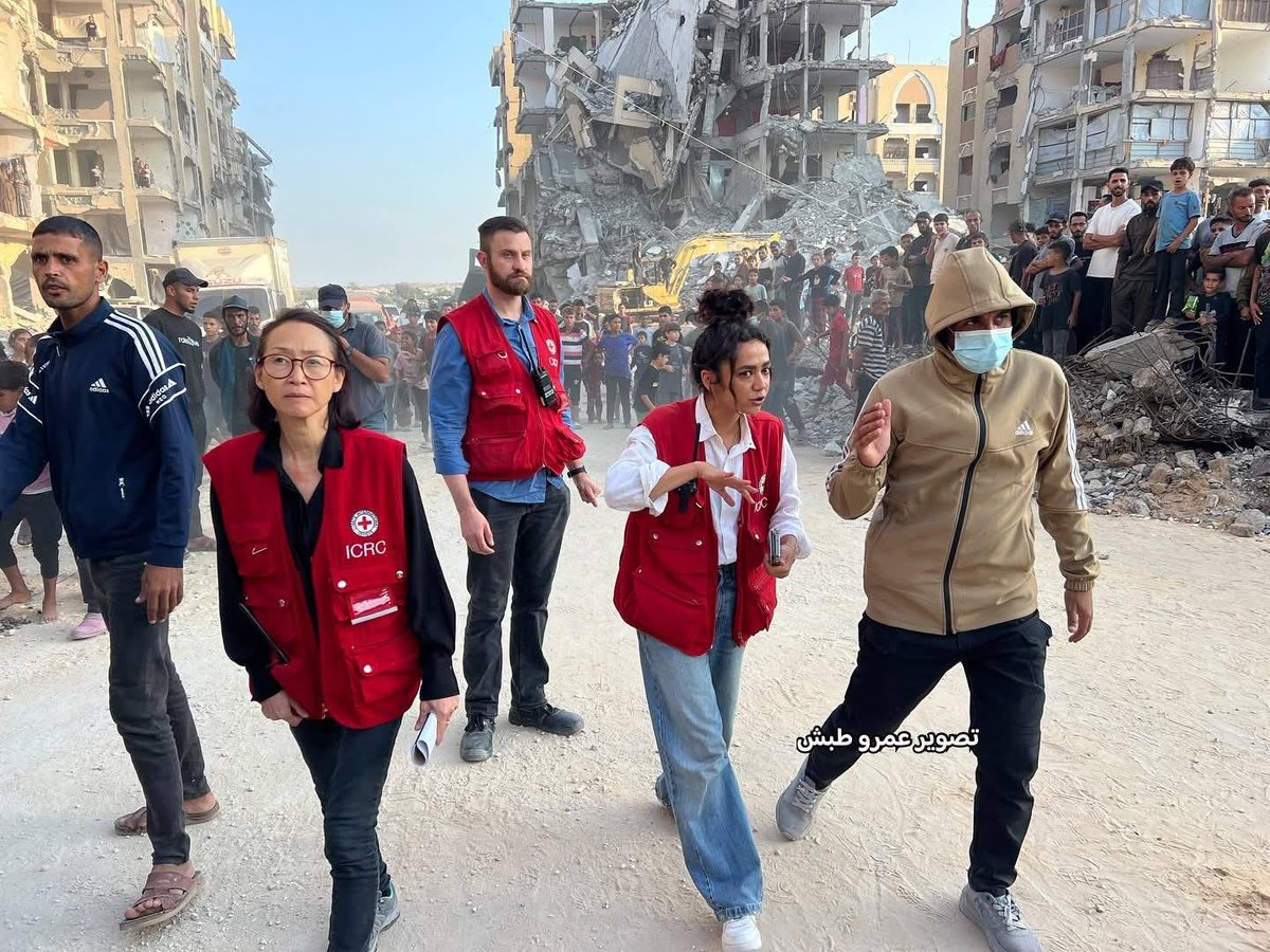 ✒️Tarihe utanç notu:

📌Ulusl. Kızılhaç ekipleri Gazze'de

📌İsrailli esirlerin cansız bedenlerini arama çalışmalarını takip ediyorlar

📌Enkaz altındaki binlerce Filistinlinin cenazesi ise konuşulmuyor dahi, kimsenin umrunda değil