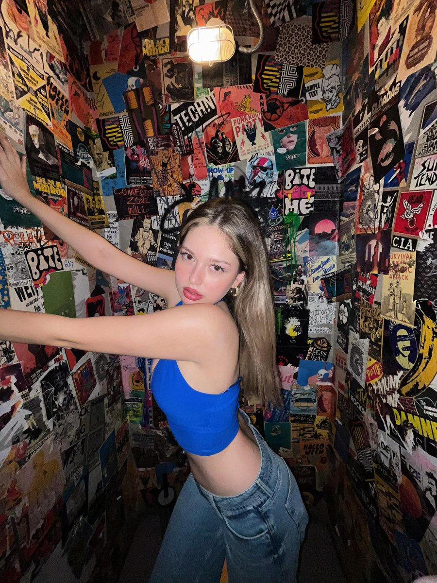 kırmızı ruj kadını tweet media