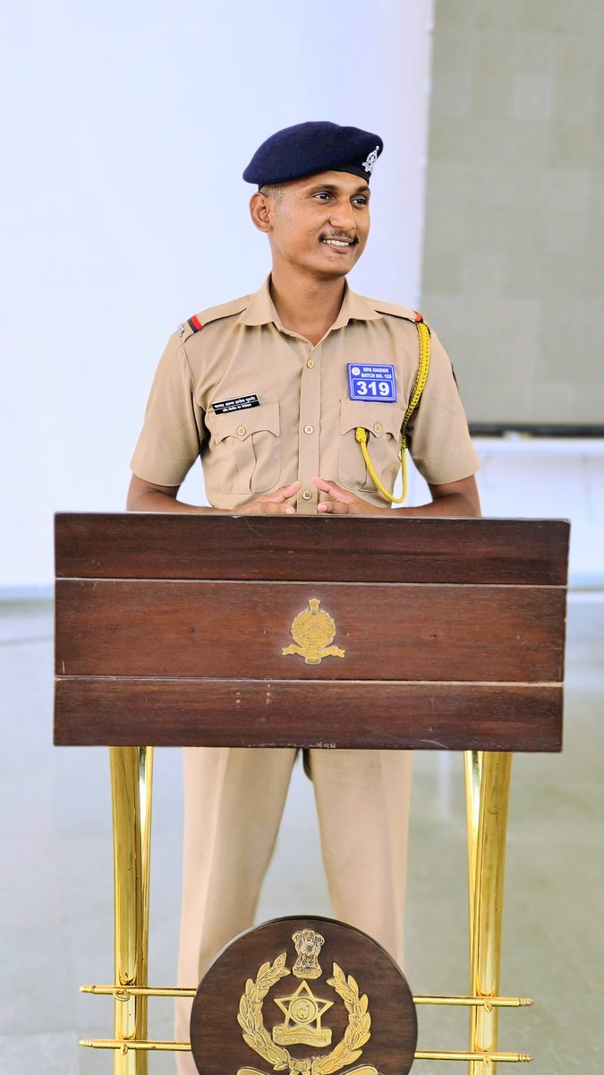 महाराष्ट्र पोलीस अकॅडमी,PSI ट्रेनिंग OAT क्लास  शेवटचा दिवस✨ जिवनाभराची आठवण वर्दी 🤩
#दिवाळीच्या_सगळ्यांना_मनःपूर्वक_शुभेच्छा #success #successquotes #successmindset #successtips #motivation  #marathi #mpsc #PSI